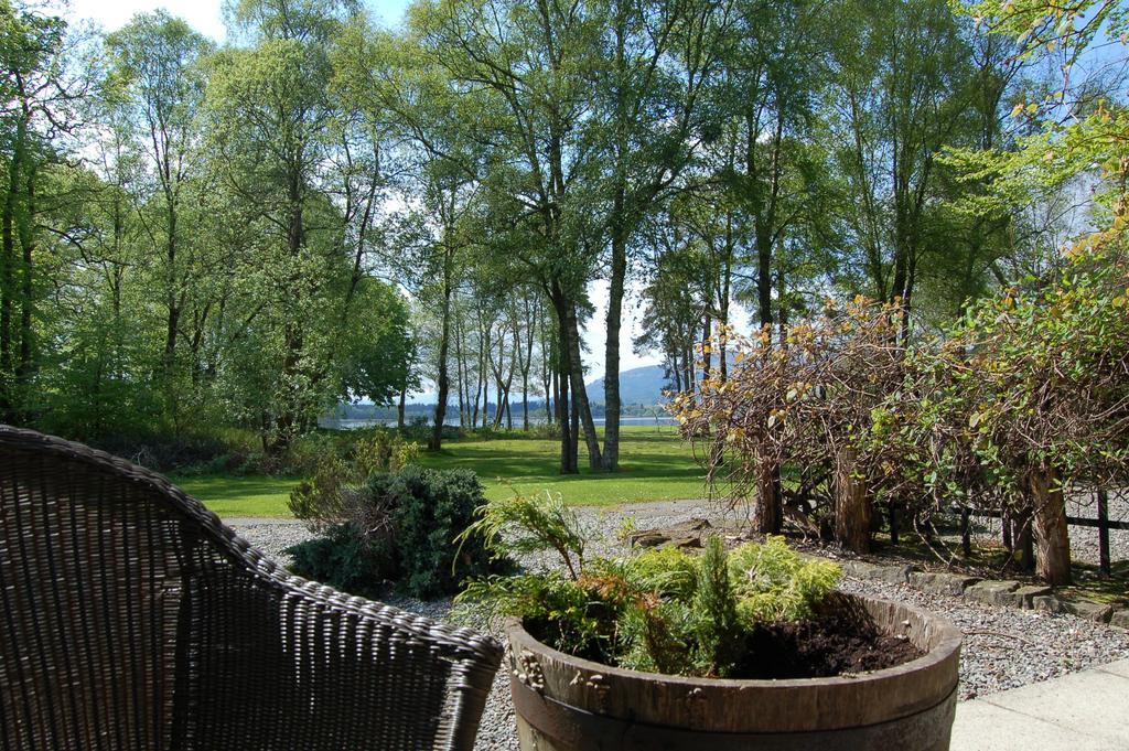 Lochend Chalets Hotel Port Of Menteith Exterior foto